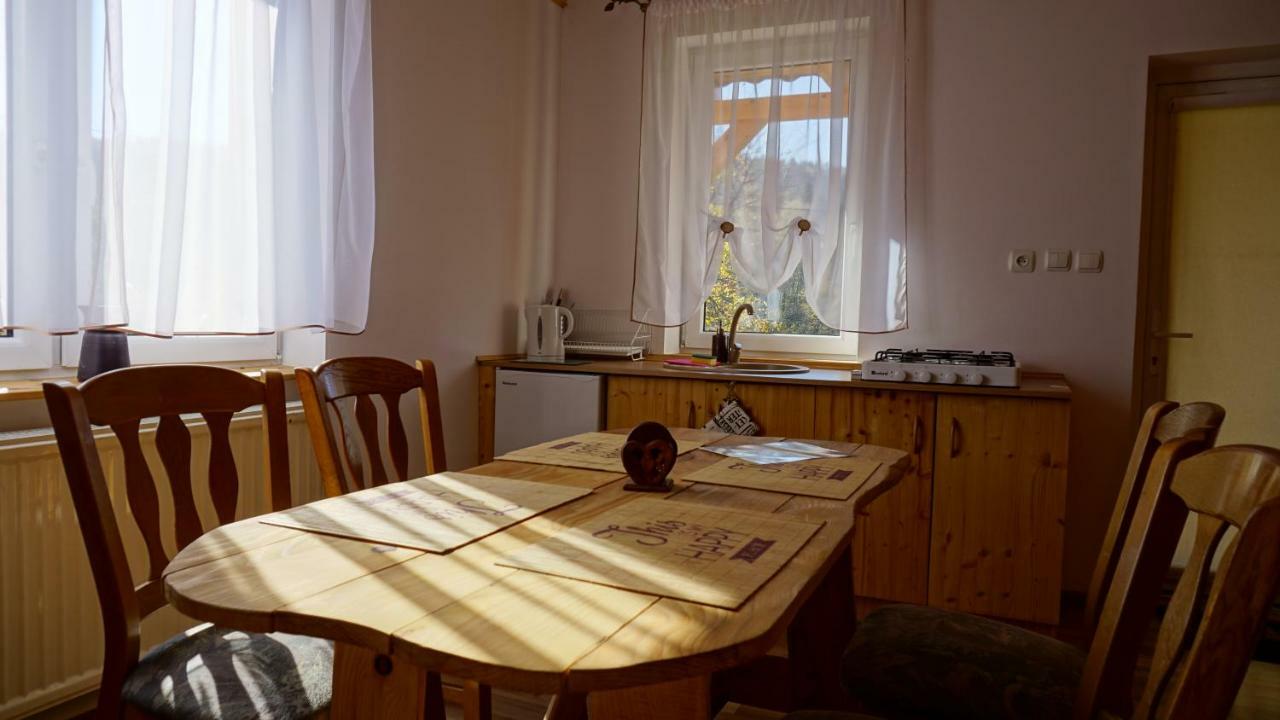 Bieszczadzki Dom Appartement Ropienka Buitenkant foto